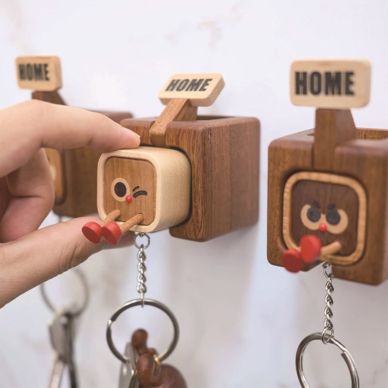 đCreative Wooden Key Hooks With Funny Faces - Functional & Stylish Key