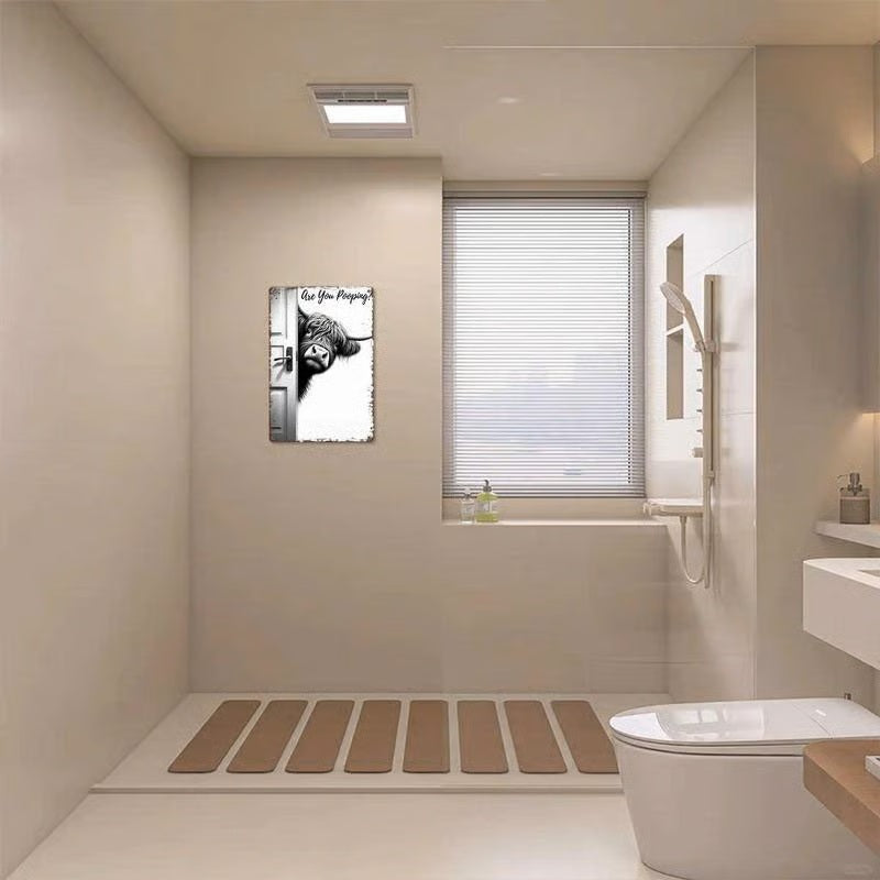 🐄The Cheeky Visitor: Vintage Highland Cow Sign